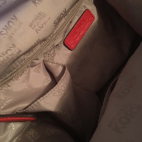 Michael Kors Purse - Picture 5 of 5